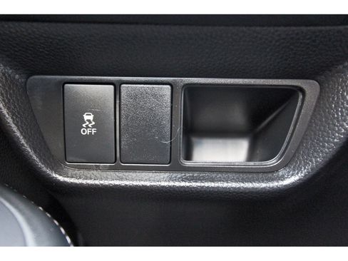 Used 2027 Honda HR-V EX-L image 23