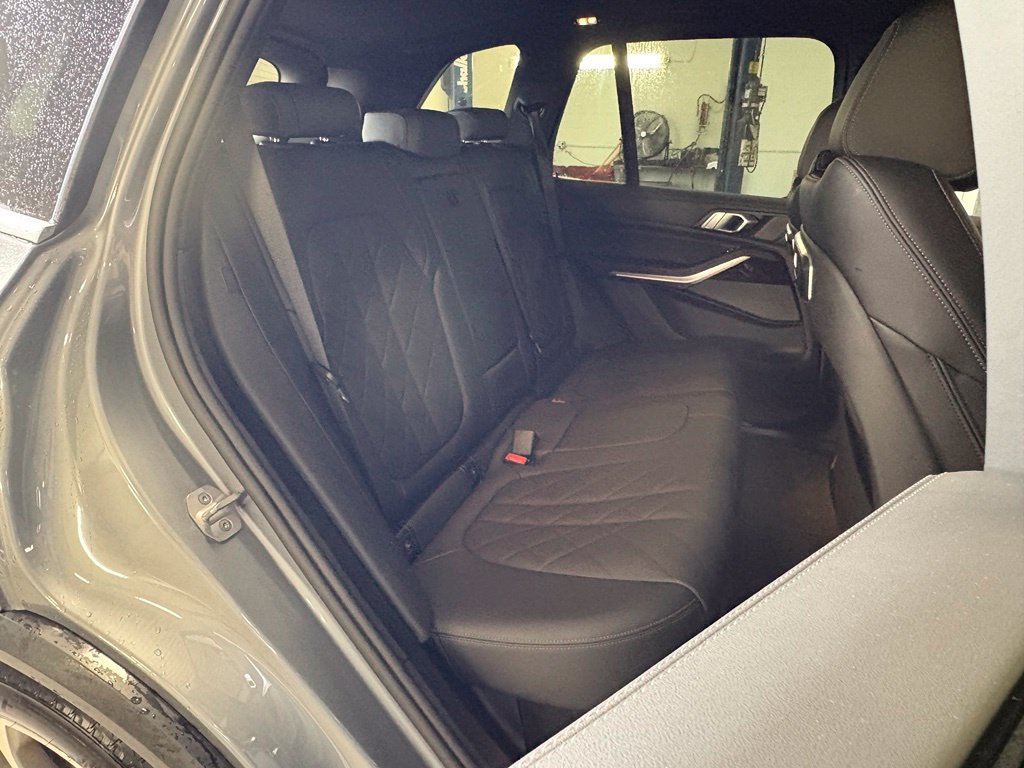 Used 2026 BMW X5 xDrive40i AWD/4WD image 19