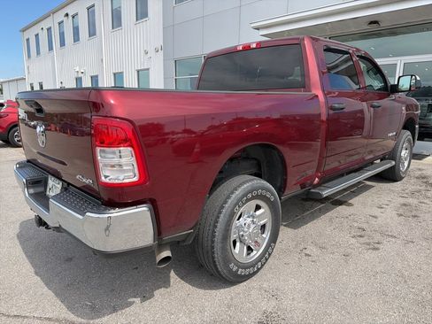 Used 2022 RAM 2500 Tradesman w/ Chrome Appearance Group AWD/4WD image 3