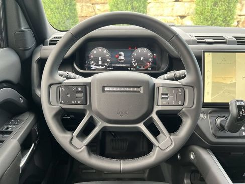Used 2026 Land Rover Defender 110 S AWD/4WD image 22