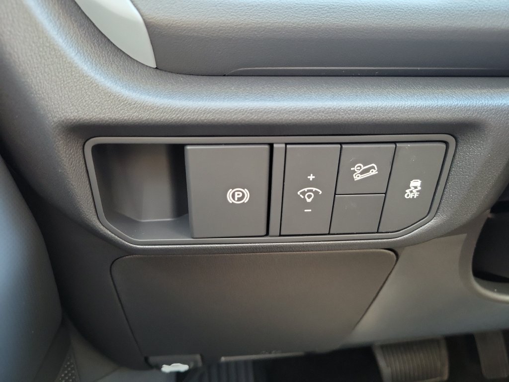 New 2027 Kia Seltos LX FWD image 24