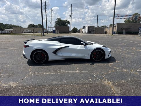 Used 2024 Chevrolet Corvette Stingray Premium Conv RWD image 8