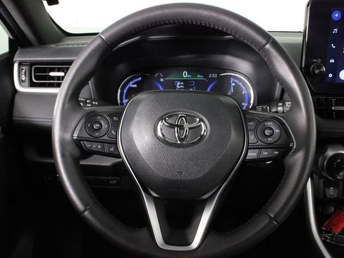 Used 2024 Toyota RAV4 XSE AWD/4WD image 9