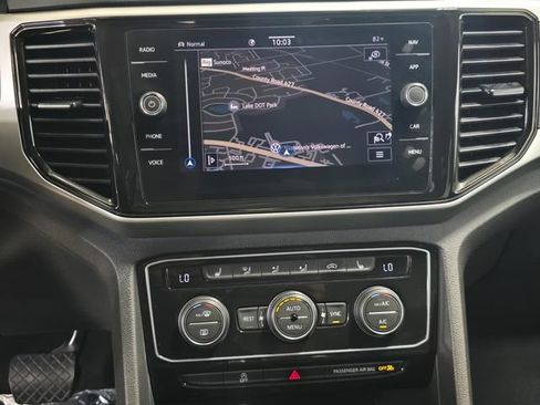 Used 2022 Volkswagen Atlas SEL AWD/4WD image 26