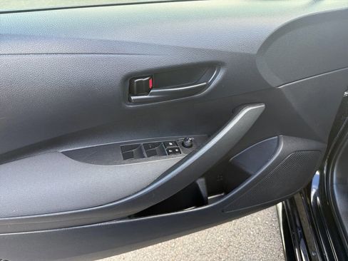 Used 2024 Toyota Corolla LE FWD image 12