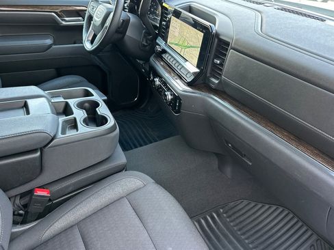 Certified 2023 GMC Sierra 1500 Elevation image 16