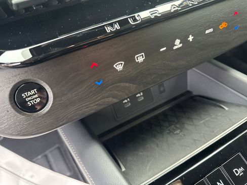 Certified 2025 Nissan Murano SV image 17