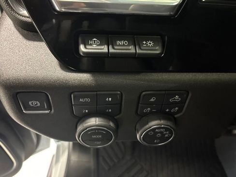 Used 2025 Chevrolet Silverado 3500 LTZ w/ LTZ Premium Package AWD/4WD image 26