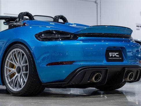 Used 2024 Porsche 718 Boxster Spyder RS RWD image 19