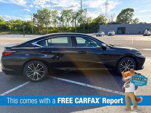Used 2023 Lexus ES 350 w/ Premium Package FWD image 3