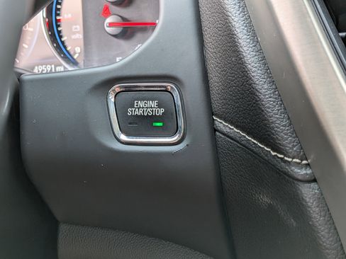 Used 2023 GMC Acadia Denali AWD/4WD image 30