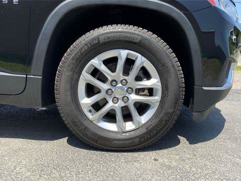 Used 2021 Chevrolet Traverse LT AWD/4WD image 26