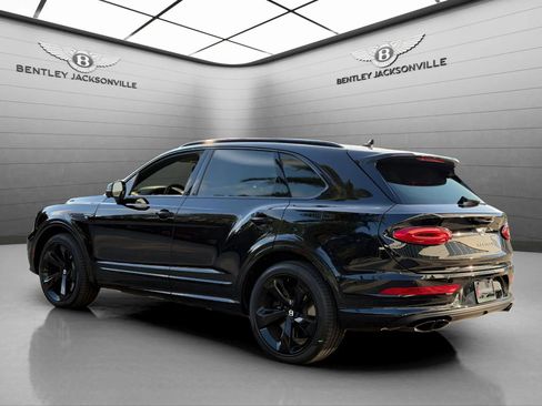 Certified 2024 Bentley Bentayga image 12