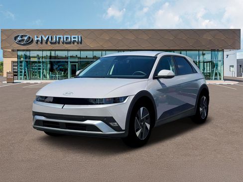 New 2026 Hyundai Ioniq 5 SE RWD image 1