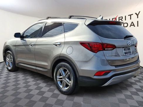 Used 2018 Hyundai Santa Fe Sport image 6