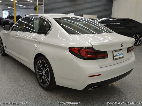 Used 2023 BMW 530i w/ Premium Package RWD image 13