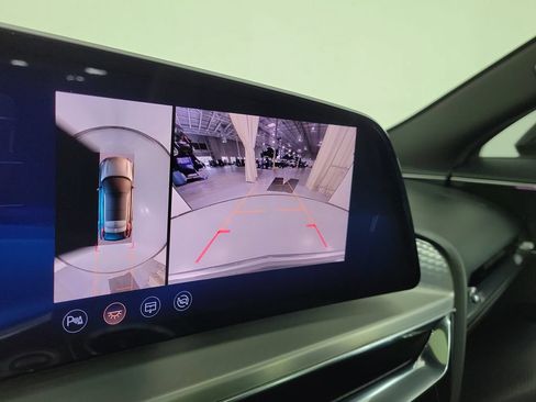 Used 2024 Cadillac Lyriq Luxury RWD image 26