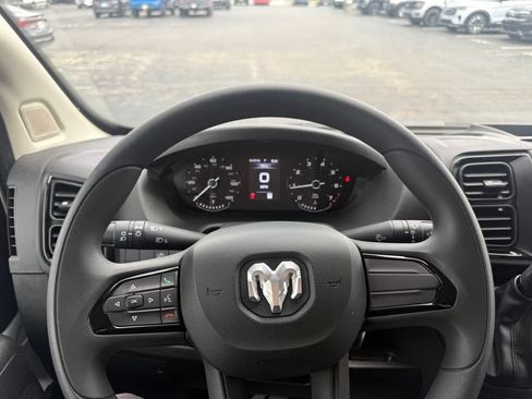 Used 2024 RAM ProMaster 2500 FWD image 17