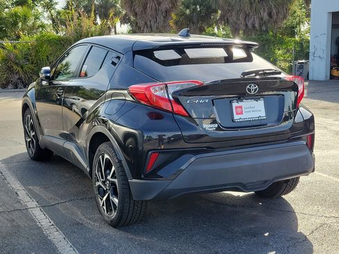Certified 2021 Toyota C-HR XLE FWD image 7