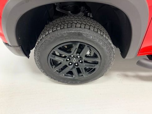 Certified 2025 Chevrolet Silverado 1500 Custom Trail Boss image 19