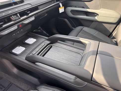 New 2027 Kia Telluride X-Line SX Prestige AWD/4WD image 11