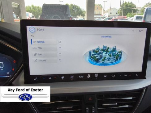 Used 2023 Ford Escape Platinum AWD/4WD image 41