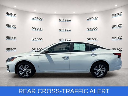 Used 2025 Nissan Altima 2.5 S FWD image 4