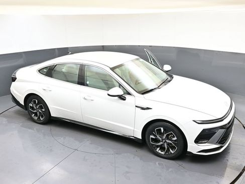 Certified 2024 Hyundai Sonata SEL image 42