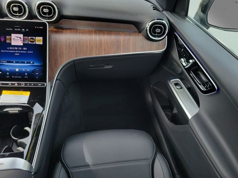 Certified 2026 Mercedes-Benz GLC 300 image 18