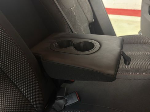 Used 2017 GMC Terrain SLE image 26