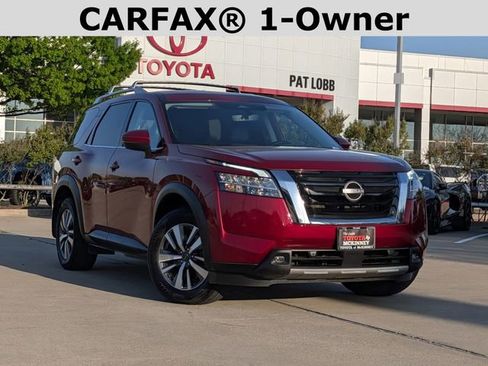 Used 2024 Nissan Pathfinder SL image 2