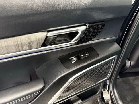 Used 2025 Kia Telluride SX Prestige image 20