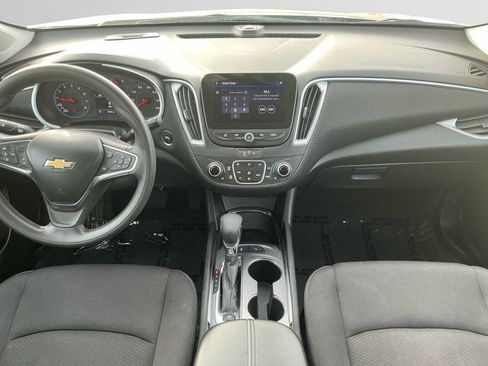 Used 2024 Chevrolet Malibu LT image 10