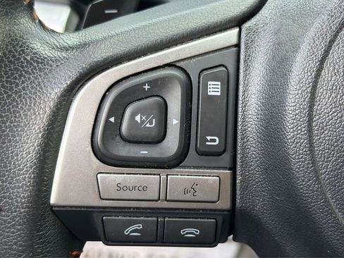 Used 2016 Subaru Crosstrek 2.0i Premium w/ Moonroof Package image 31