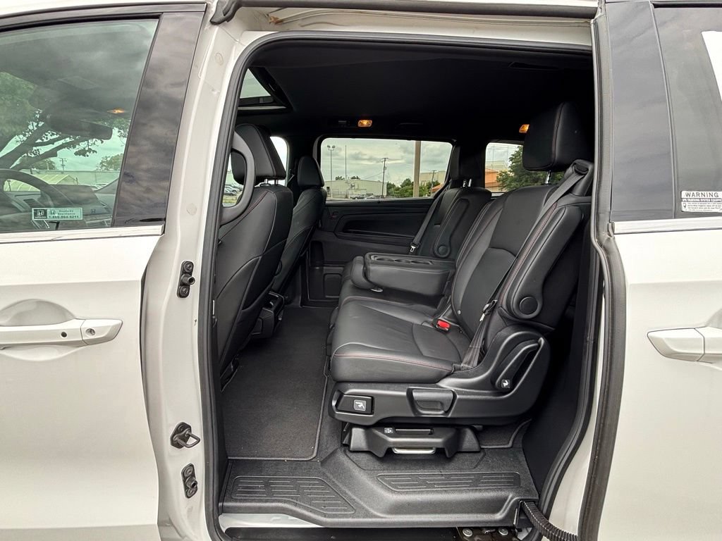 Used 2025 Honda Odyssey Sport-L image 27