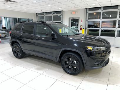 Used 2023 Jeep Cherokee Altitude Lux