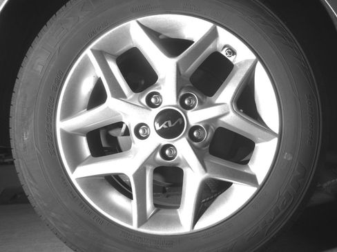 Used 2025 Kia Soul LX w/ LX Technology Package FWD image 20