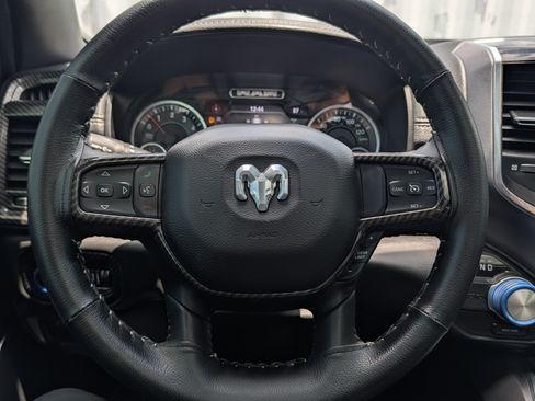Used 2021 RAM 1500 Laramie RWD image 32