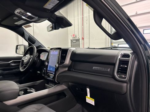 New 2026 RAM 1500 Big Horn AWD/4WD image 34