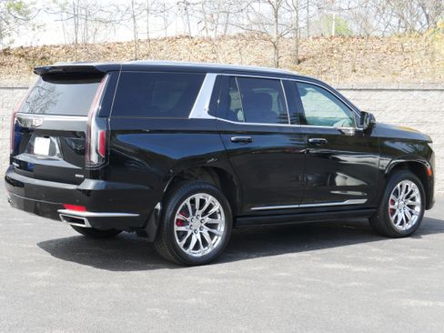 Used 2021 Cadillac Escalade Premium Luxury Platinum w/ Heavy-Duty Trailer Package AWD/4WD image 10