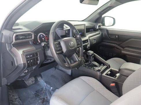 Certified 2024 Toyota Tacoma SR5 image 11