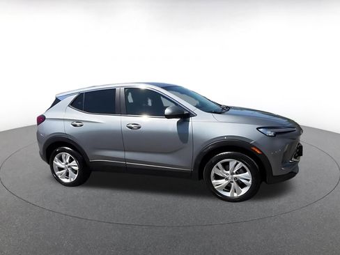 Used 2025 Buick Encore GX Preferred FWD image 2