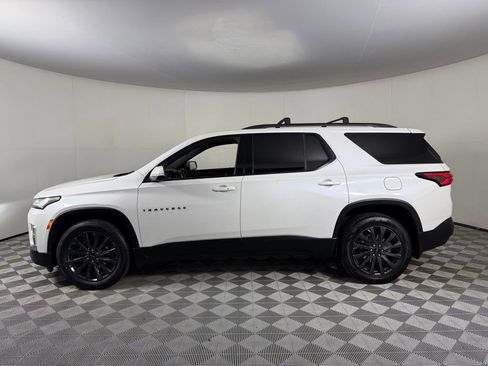 Used 2023 Chevrolet Traverse RS FWD image 10