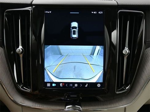 Used 2023 Volvo XC60 B5 Ultimate w/ Climate Package image 22