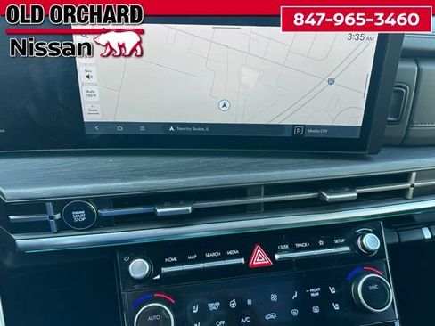 Used 2024 Hyundai Santa Fe Limited AWD/4WD image 16