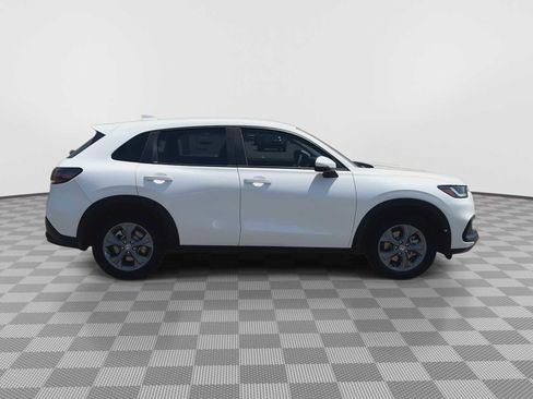 New 2026 Honda HR-V LX image 9