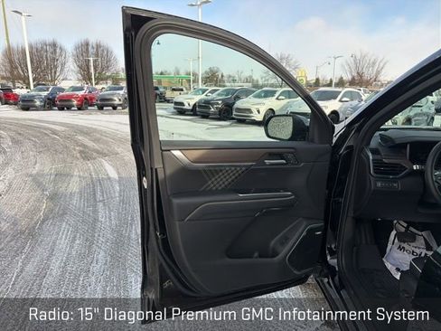 Used 2025 GMC Acadia Denali w/ LPO, Floor Liner Package image 28