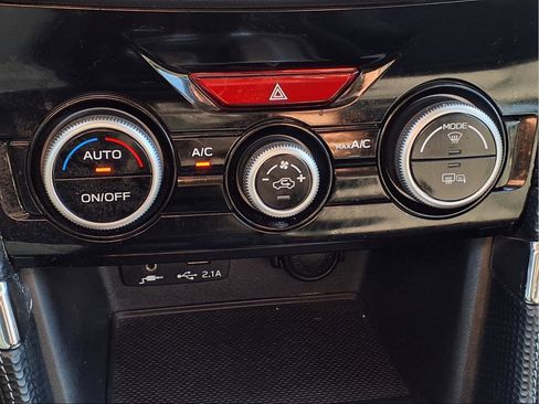 Used 2024 Subaru Forester Premium image 22