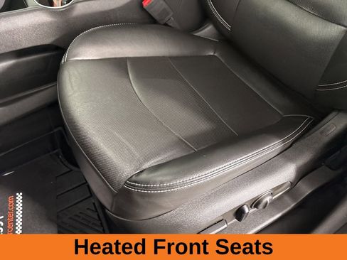 Used 2022 GMC Terrain SLT image 11