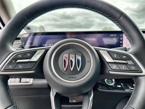 New 2026 Buick Envision Avenir image 33